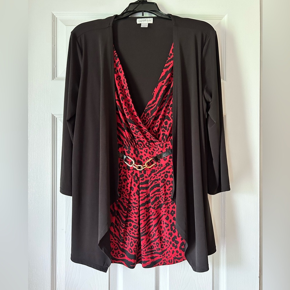 Jacklyn Smith Collection Black/Red Tunic-like Top w/attachment ~ Size Medium